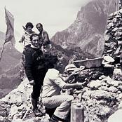 1978 - Costruzione della Stele Votiva